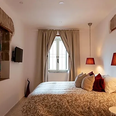 ベッド・アンド・ブレックファスト Casa Aragona 4*